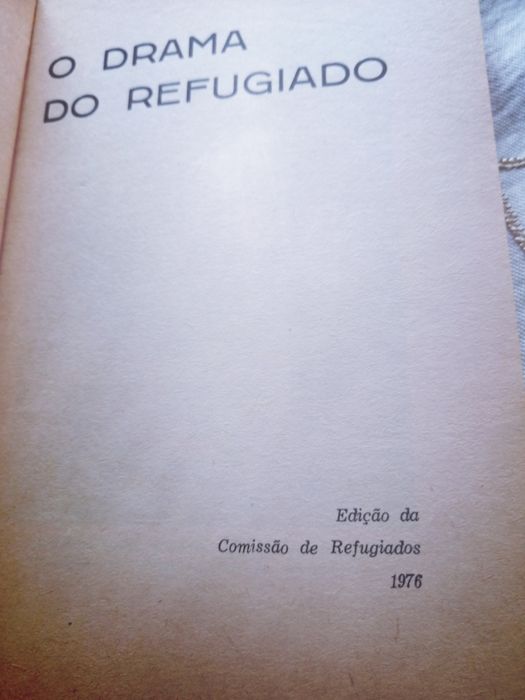 Livros temas sobre Angola