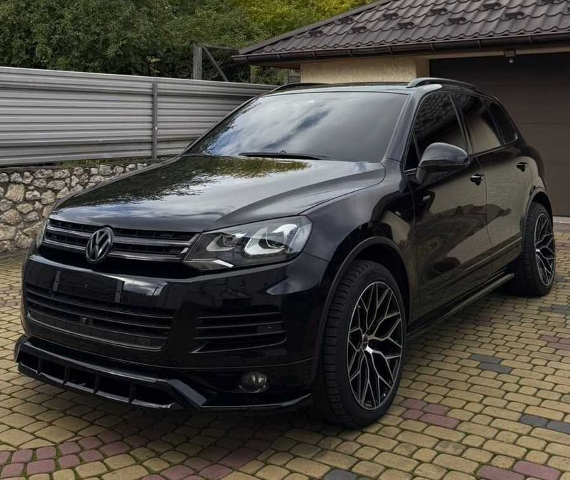 Тюнинг Volkswagen Touareg NF (10-15 обвес губа пороги диффузор спойлер