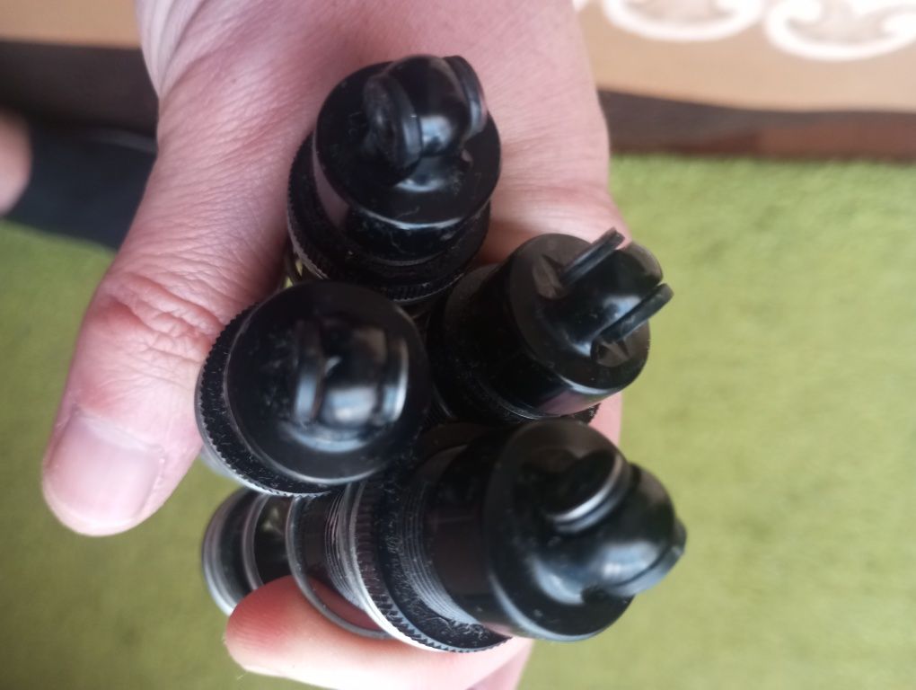 Vendo amortecedores xray 1/8 rc