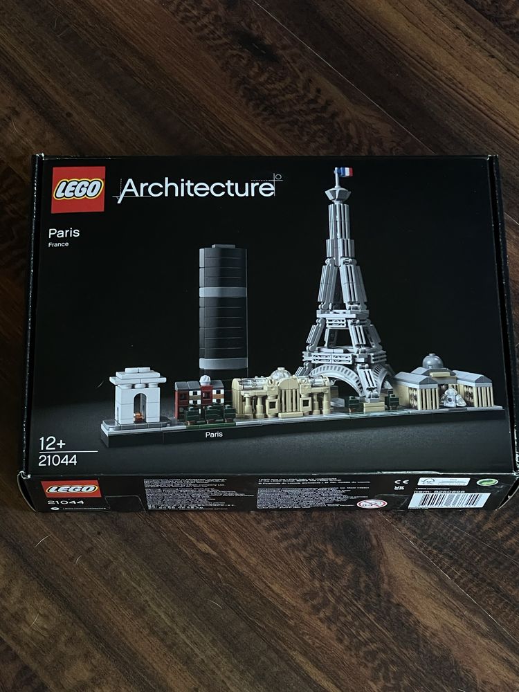 Lego Париж Paris новий!