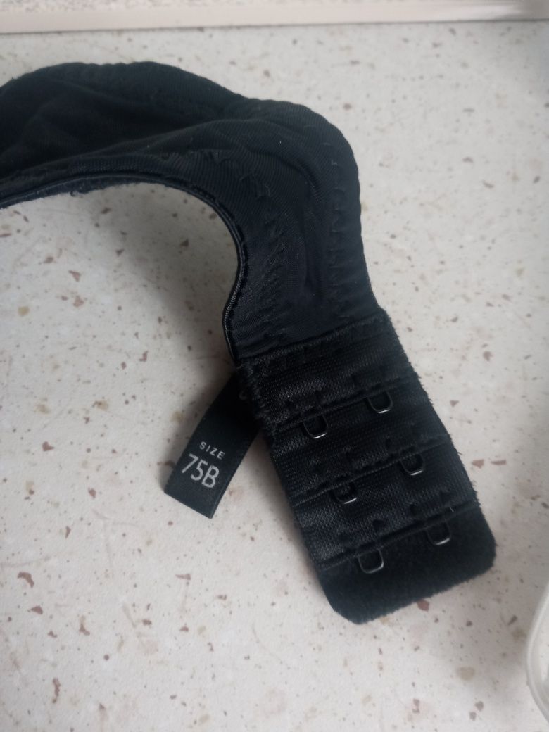 Komplet bielizny damskie staniki 75b