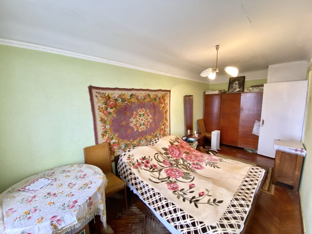Продається 3 к. квартира. Вул. Коновальця. Матейки. Центр. Велмарт.