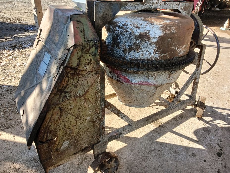 Betoniarka 200 l 380 V