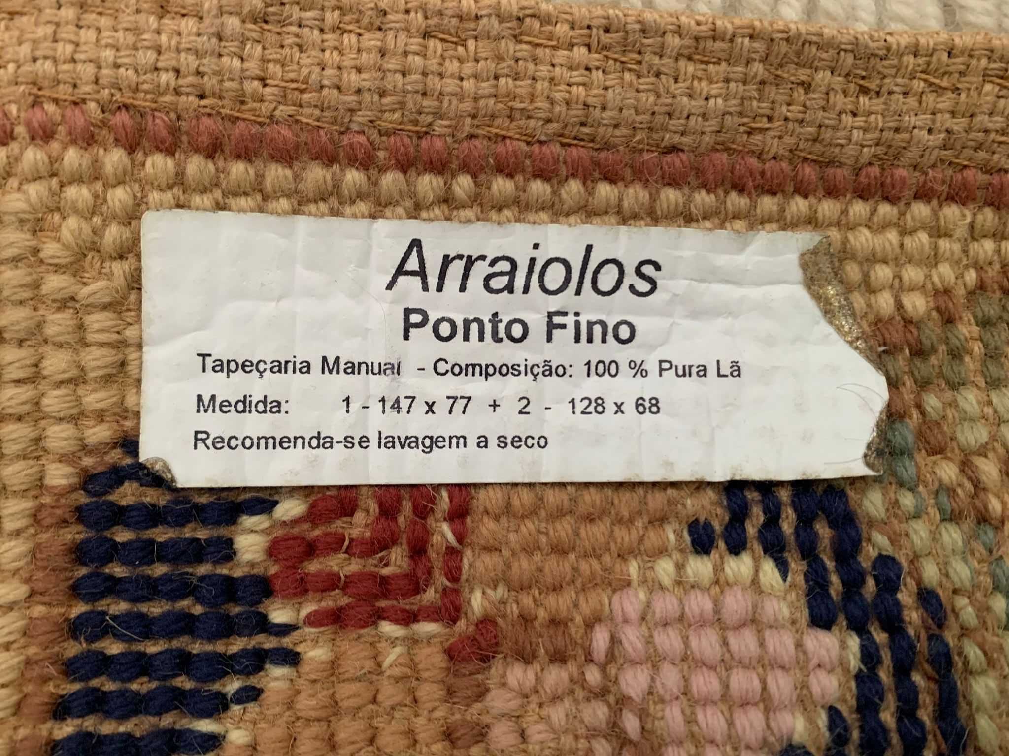 Conjunto 3 tapetes arraiolos (1=147X77 e 2=128X68)