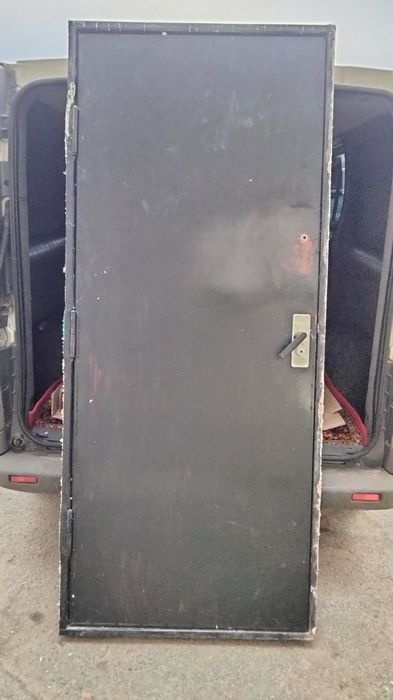 Вхідні двері 3500грн