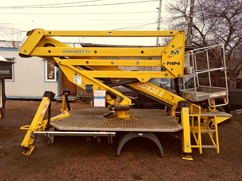 Автовишка Manotti  GDX20 E