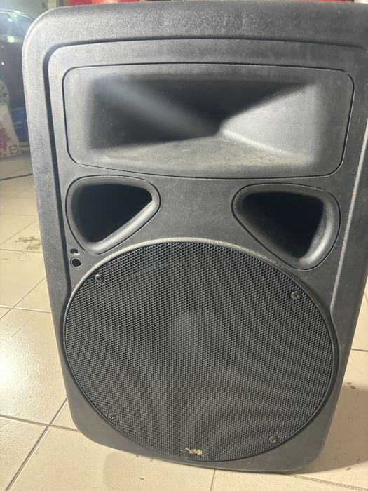 Vendo uma Coluna de som