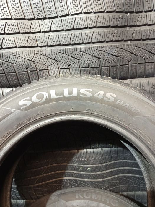 215/65R17 Kumho Solus4s Ha32