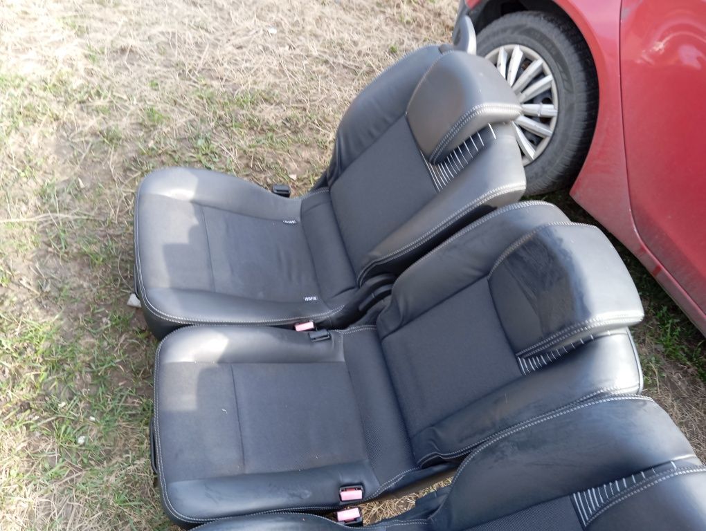 Fotel siedzenia Renault Scenic 2 II Półskóra Komplet Kierowcy Pasażer