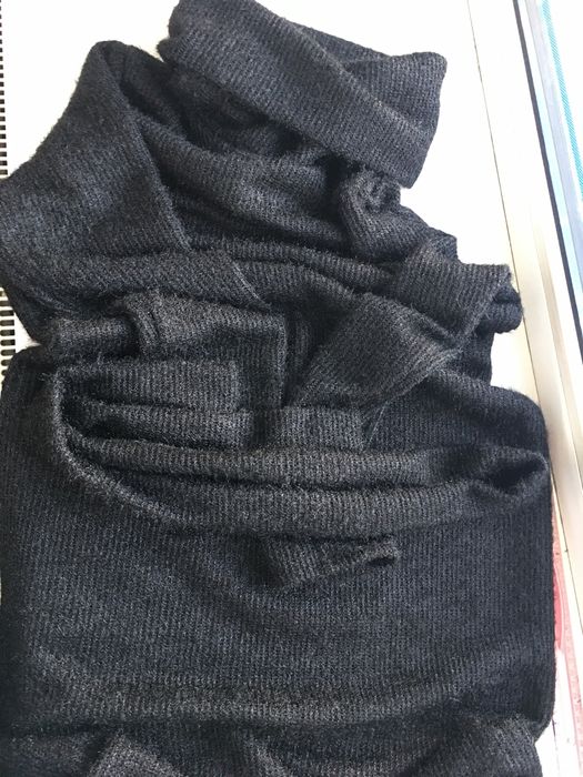 Плаття під пояс.