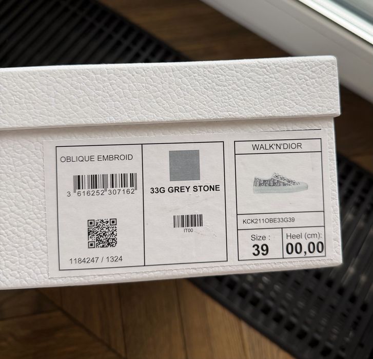 Кеди Dior (Walk'n'Dior Sneaker), оригінал