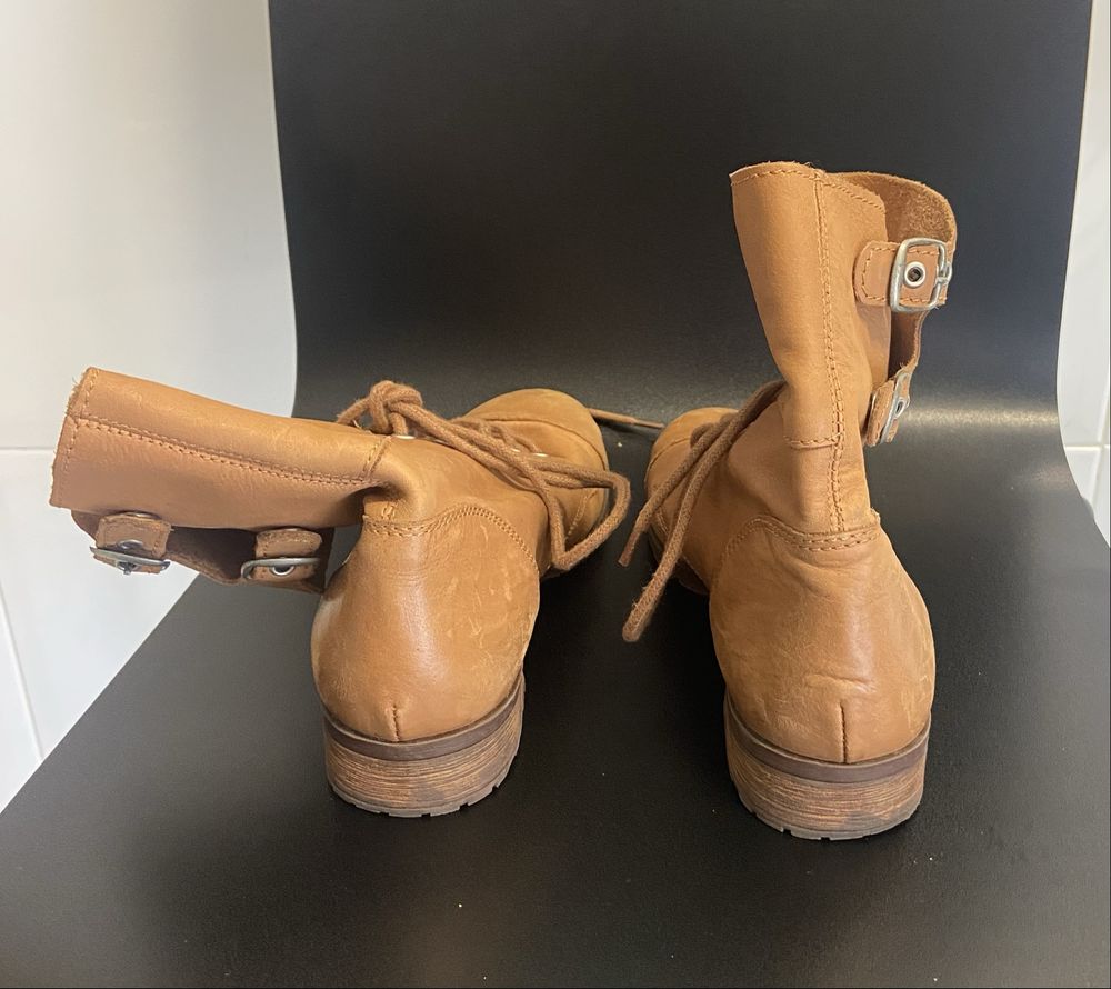 Botas camel Pull & Bear