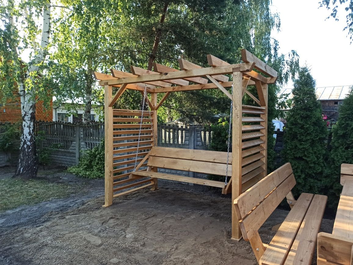 Huśtawka z pergola meble ogrodowe