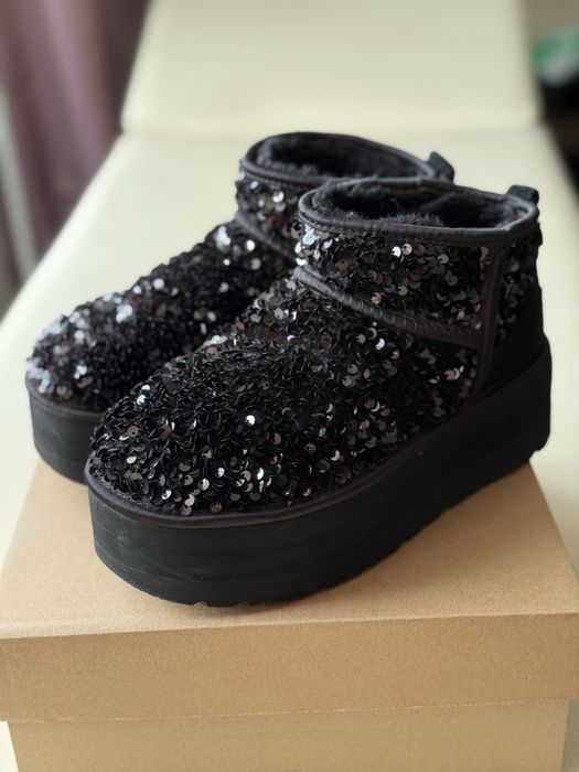 UGG CLASSIC ULTRA MINI, угги жіночі 38 розмір. Оригінальні