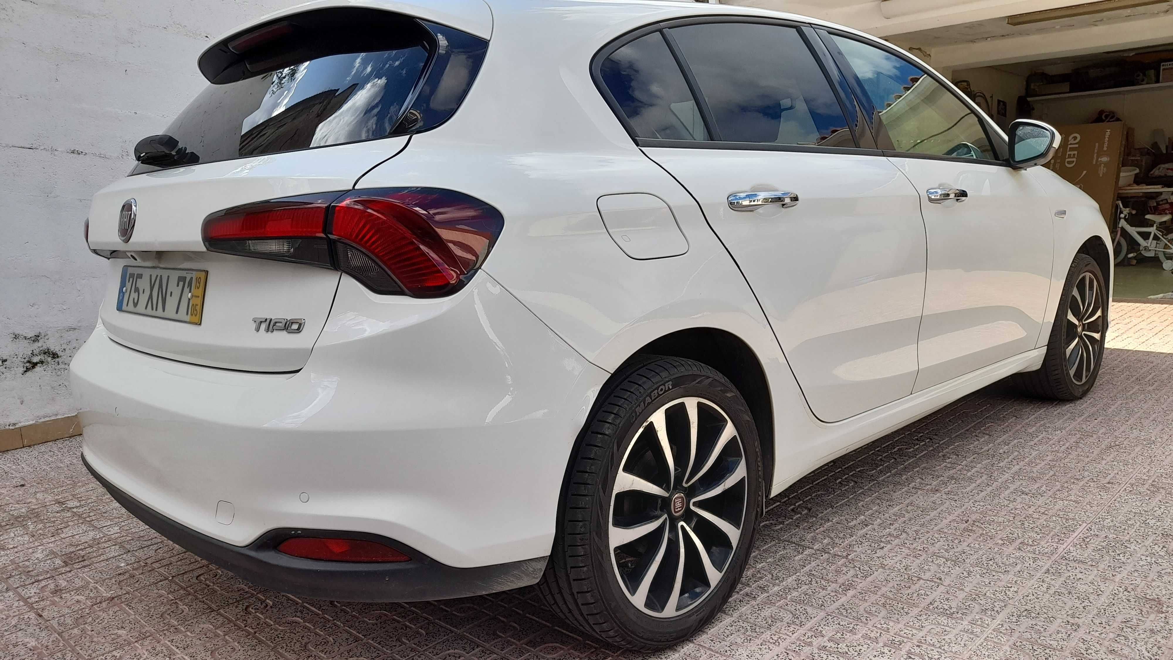 Fiat Tipo 1.3 M-Jet Lounge Tech 2019