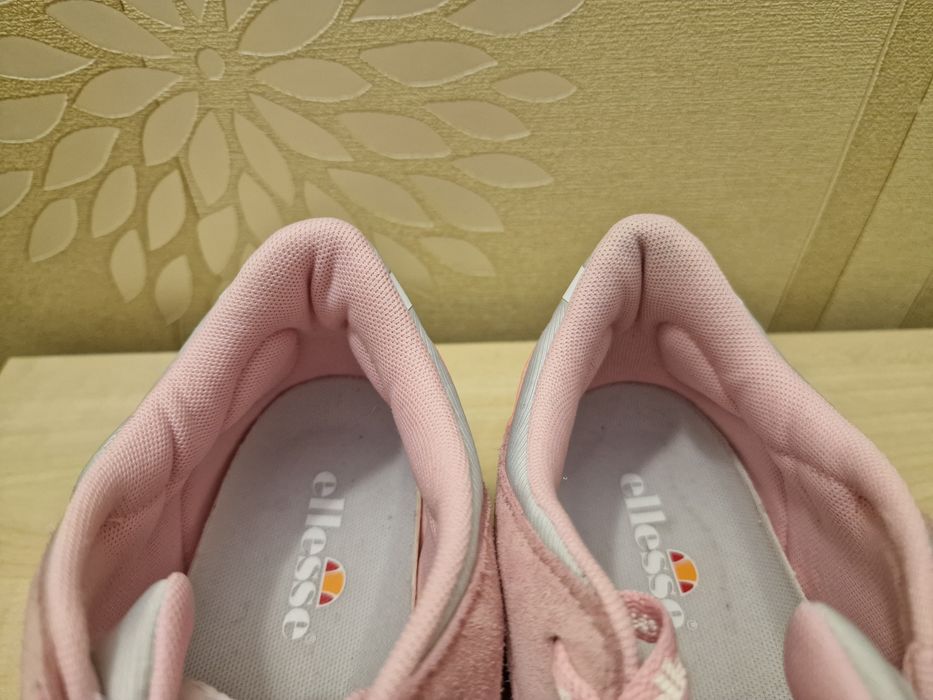 Кросівки жіночі Ellesse Contest Lthr розмір 38.5-39