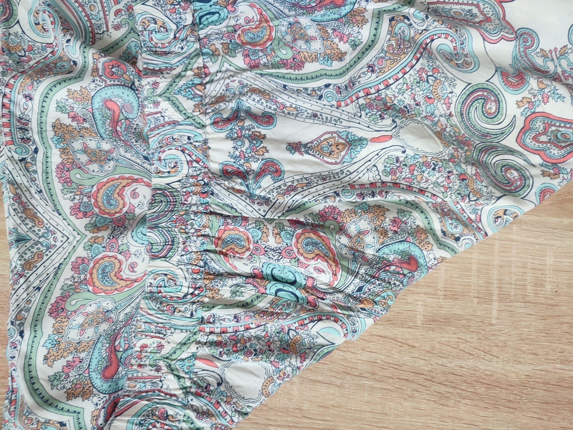 Spodnie za kolano plus size
