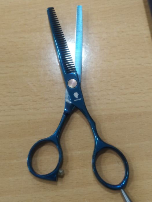 Tesoura barbeiro cabeleireiro profissional