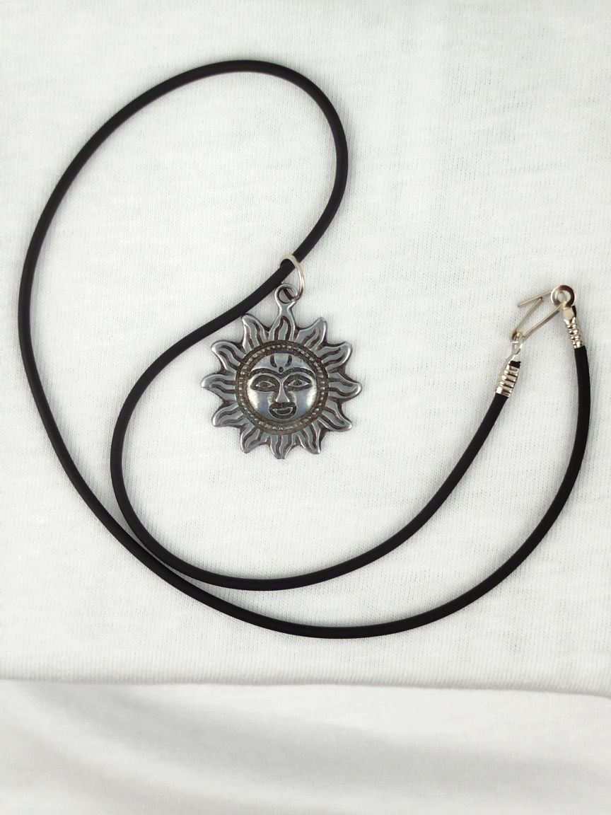 NOWY Naszyjnik wisiorek srebrny amulet talizman słońce Vintage