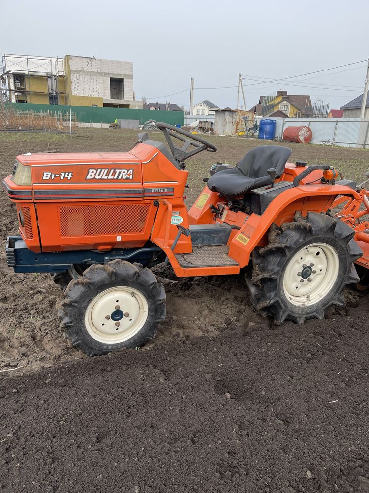 Мінітрактор Kubota b1-14