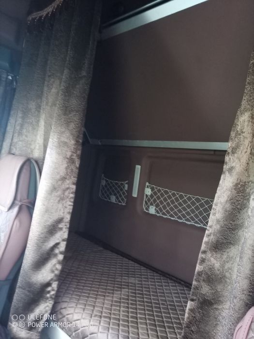 Перетяжка фур автосалонов химчистка