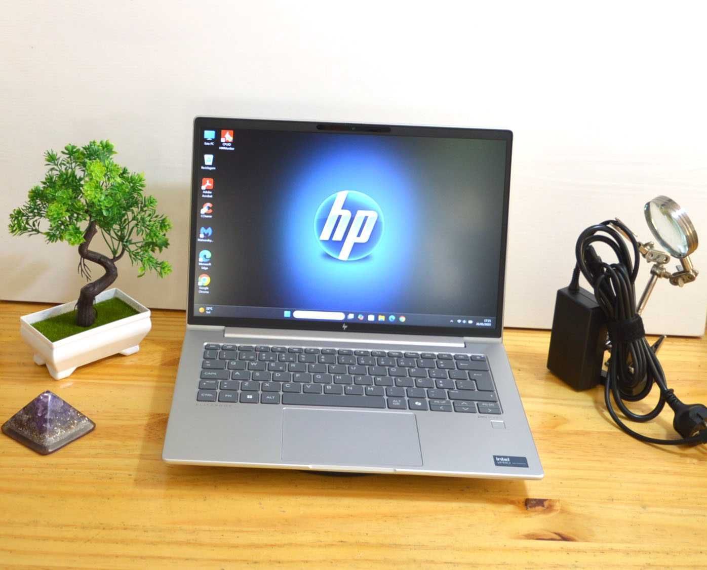 HP IntelCoreUltra7 165H 5.00Ghz - 32GB DDR5- Intel Arc-512GB+Dock Novo