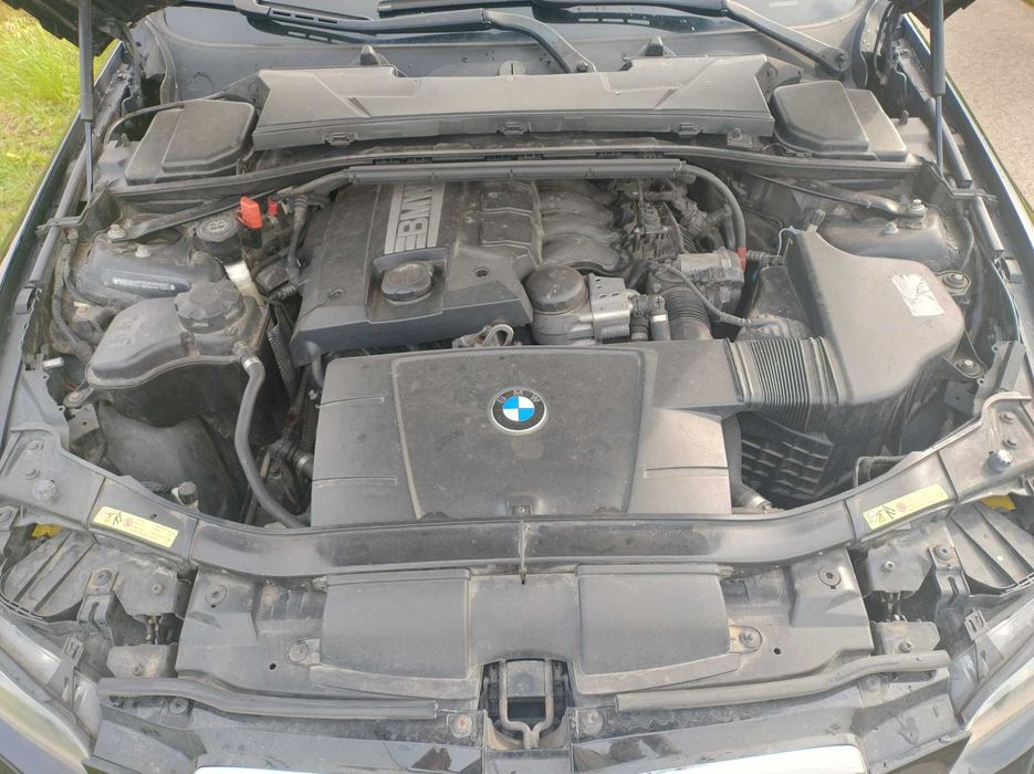 BMW 320i e92 coupe