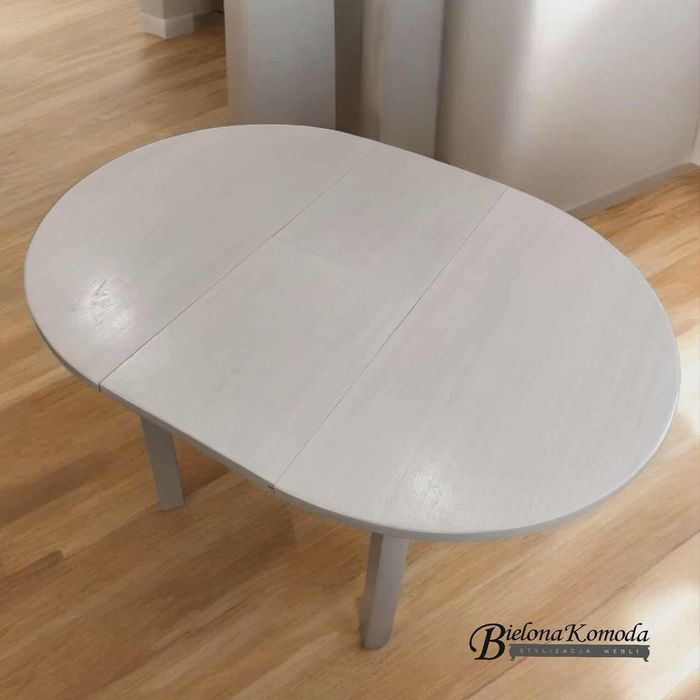 Dębowy stół po odnowieniu okrągły rozkładany