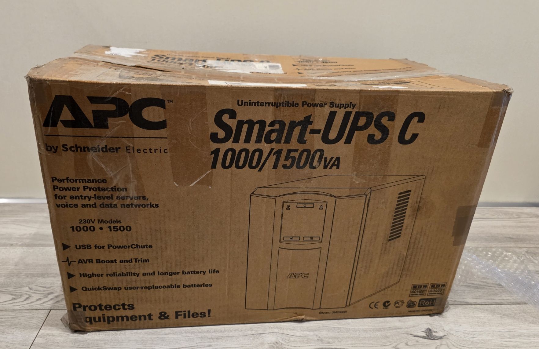 ДБЖ УПС UPC Безперебійник APC Smart-UPS SMC-1500I