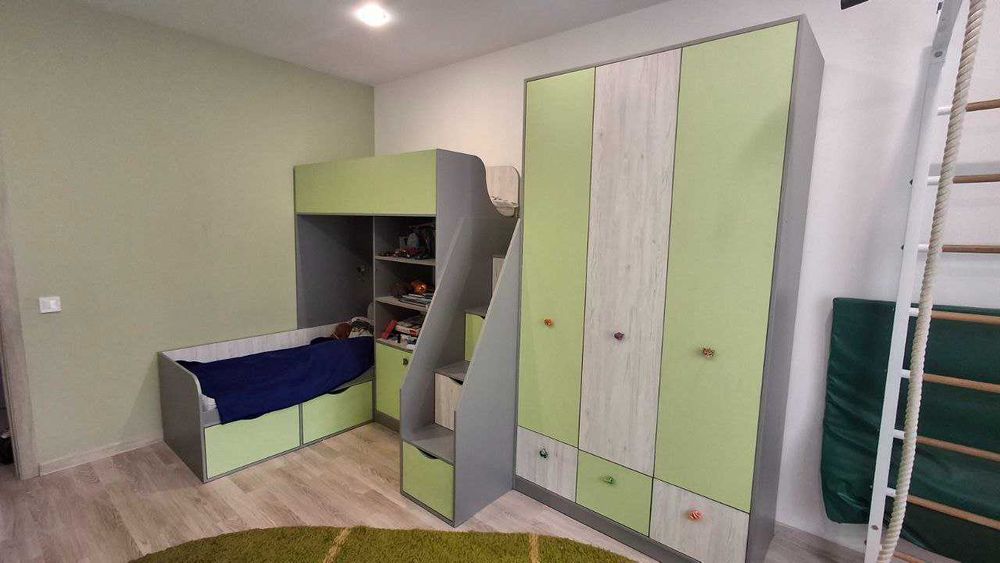 Продам меблі в дитячу кімнату