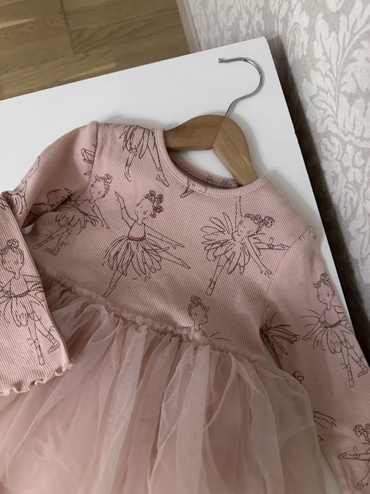 Розкішна сукня Next розмір 2 роки 92 см