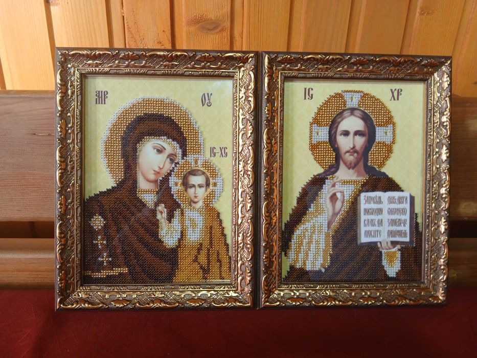 Ікони вишиті бісером