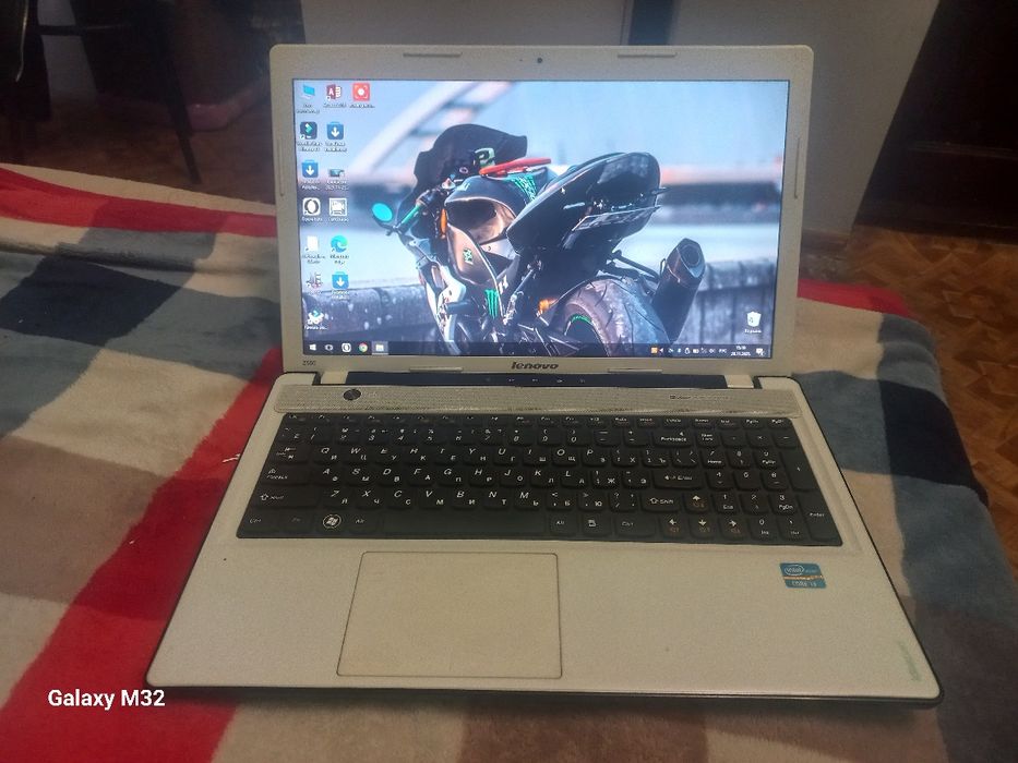 Lenovo z580 в хорошому стані.