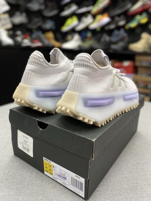 Чоловічі оригінальні кросівки Adidas NMD