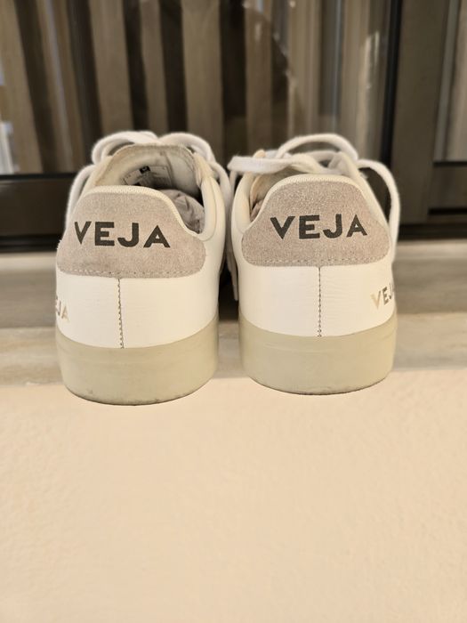 Ténis  Veja tamanho 38