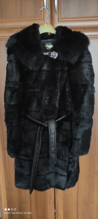 Продам шуба з кролика