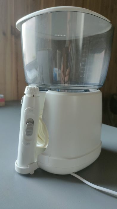 Іригатор Waterpulse V700 plus