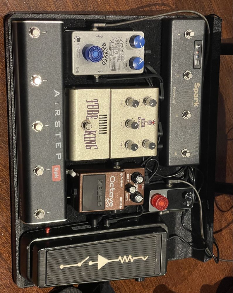 Pedalboard Gator Tote + JOYO JP05
