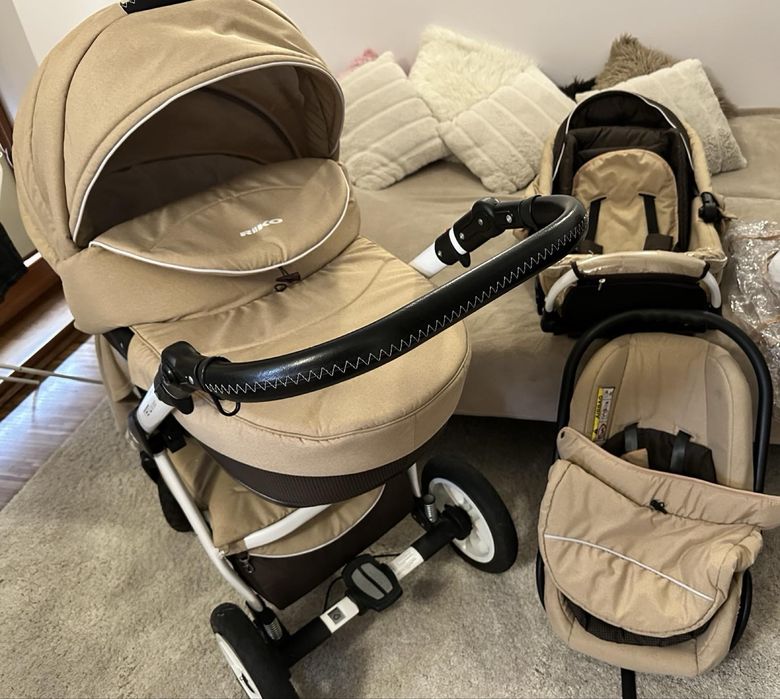 Каляска 3 в 1 в доброму стані