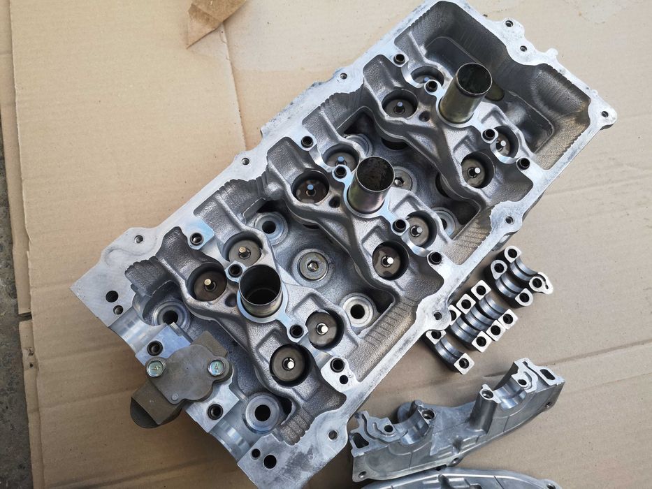 2 Головки блока цилиндров ГБЦ Nissan Maxima QX v6 24v vq20 vq25 vq30