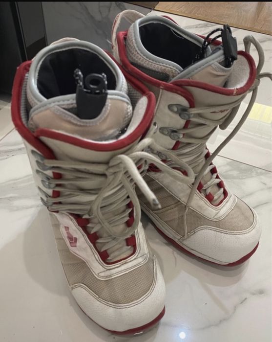 Buty snowboardowe roz 40