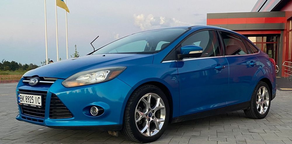 Ford Focus  Titanium  муз. с-ма "Sony"