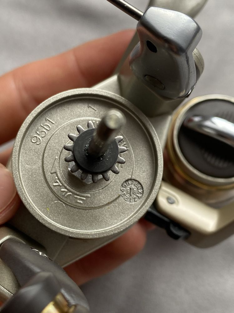Kołowrotek spinningowy Shimano Ultegra 1000 XT super stan Retro