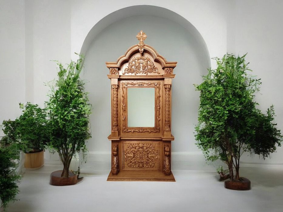 3d різьба Кіот, Бічний пристіл, іконостас