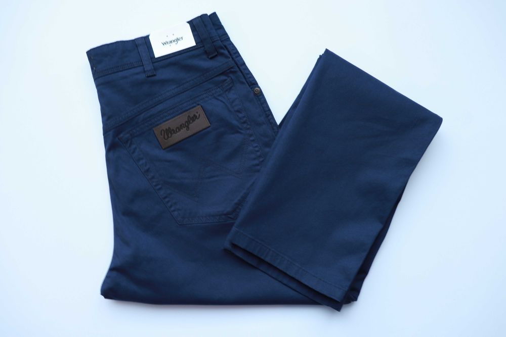 WRANGLER TEXAS SLIM W31 / W32 L32 męskie spodnie materiałowe