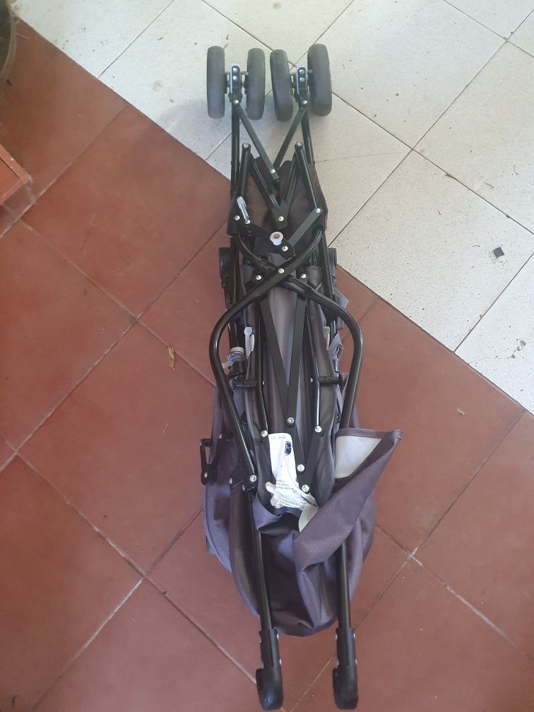 Carrinho de bebê