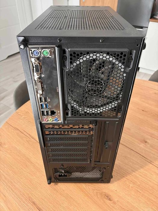 Komputer stacjonarny 2024r / 16GB Ram / Intel(R) Core(TM) i7-2600