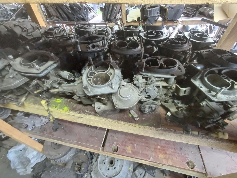 Продам карбюратор на ваз 2101-2107 азон,вебер.