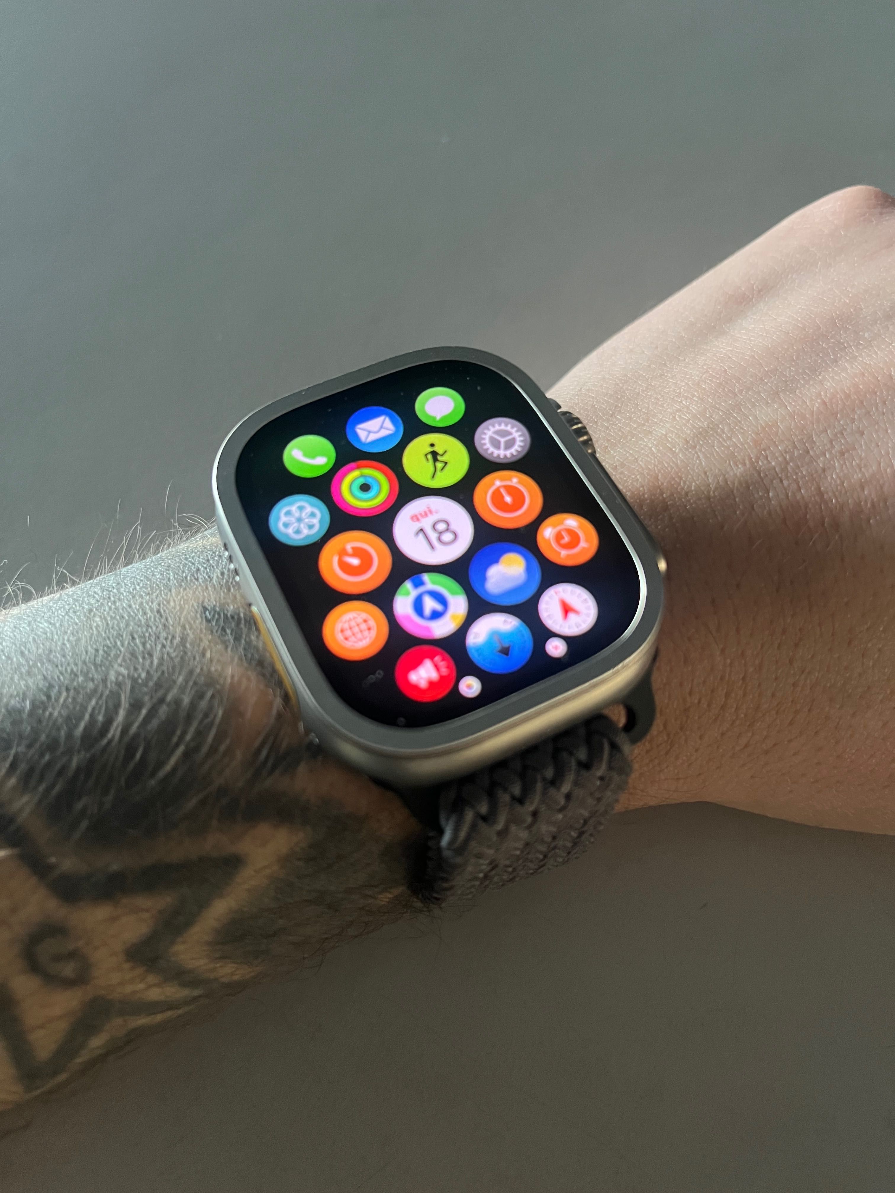 Apple Watch Ultra 2 49mm Titanio