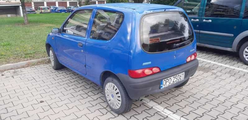 fiat seicento young 900 ubezpieczony i zarejestrowany.